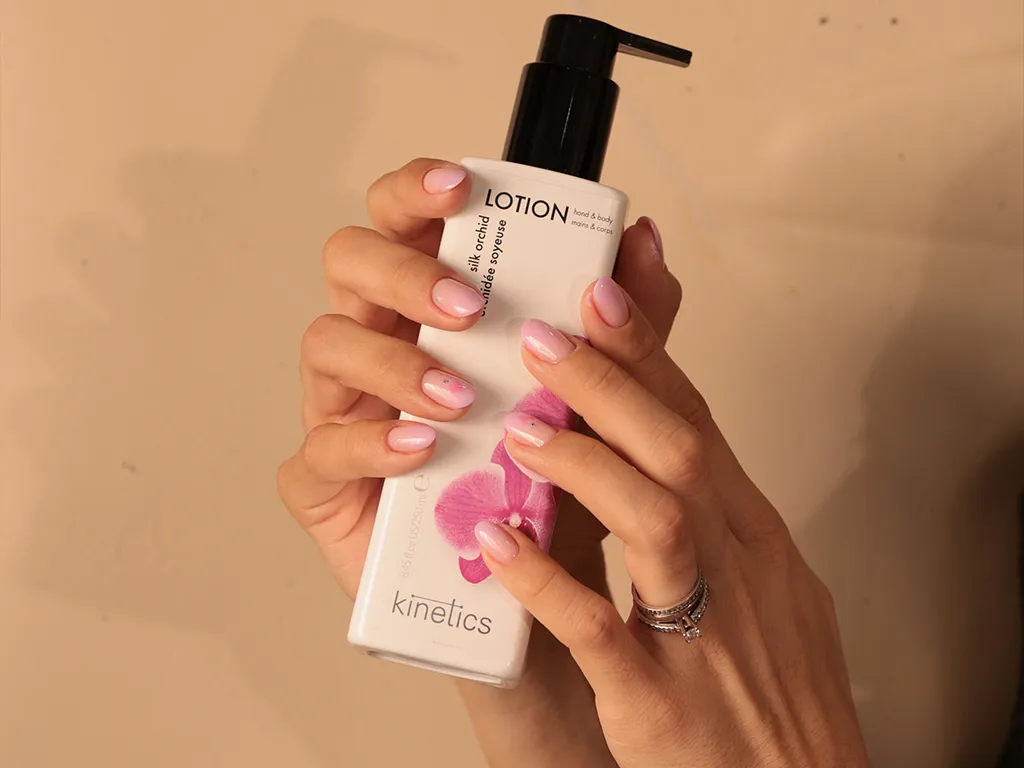 Bakışlarda İpek Dokunuşu